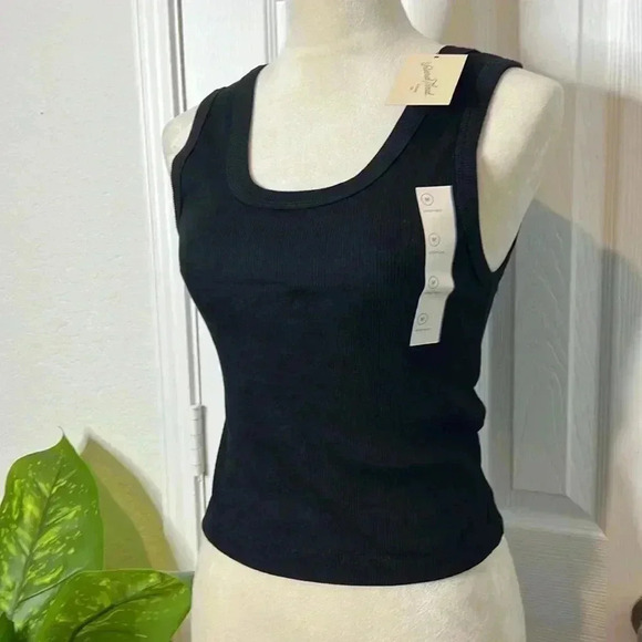 Universal Threads Women’s Ribbed Black Tank Top Size M & XL - Picture 9 of 9